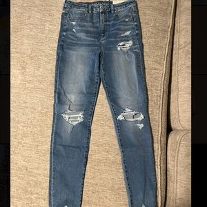 Trendy American eagle jeans